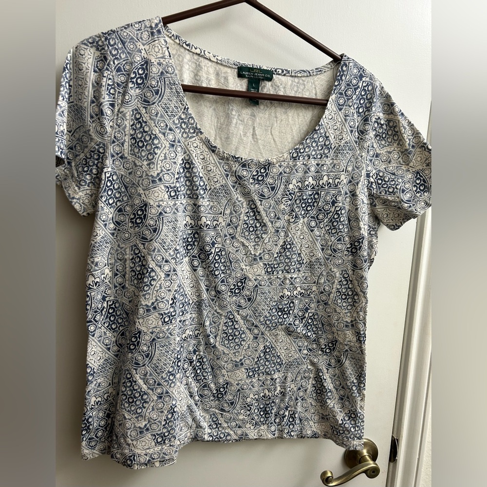 Ralph Lauren Blue and White Patterned Women's Top . Size Large